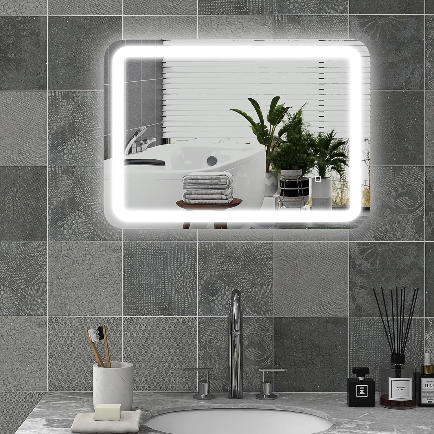 HOMCOM Badspiegel mit Beleuchtung 50 x 70 cm LED Spiegel mit 3 Lichtfarben Wandspiegel mit Touchschalter, Memory-Funktion Lichtspiegel Beschlagfrei Silber