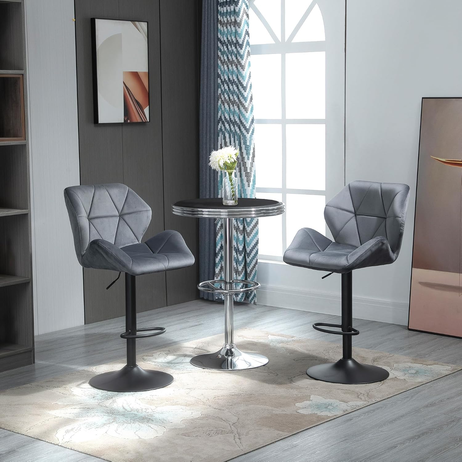 HOMCOM Barhocker 2er Set, Gepolstert Barstuhl mit Metallgestell, Lehne, Samtoptik, Höhenverstellbar Küchenstühle mit Fußstütze 360° Drehbar Tresenhocker für Küche, Wohnzimmer, Esszimmer Grau — Ansicht 2
