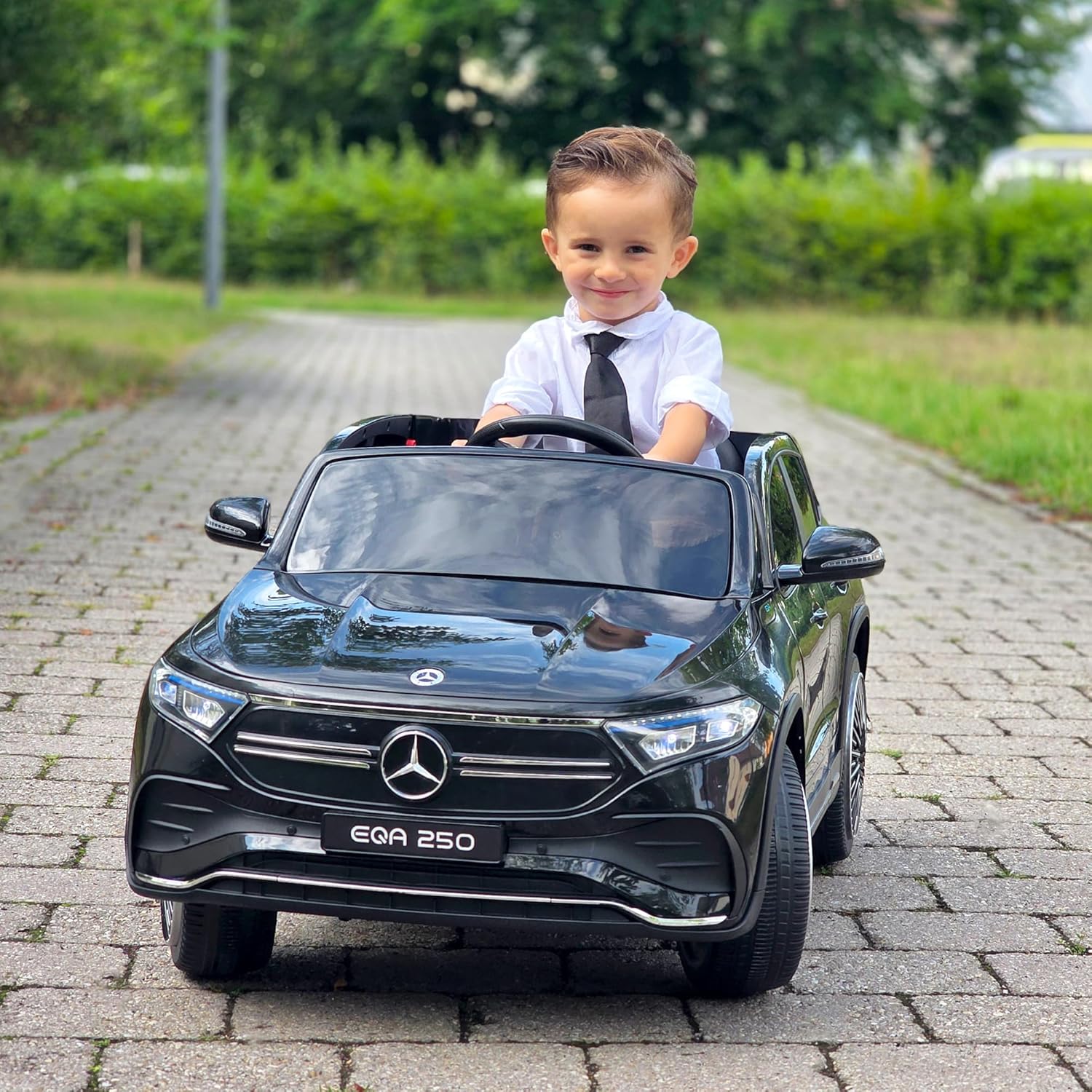 HOMCOM Kinder Elektroauto Mercedes-Benz EQA 12V Elektro Kinderauto mit 2,4GHz Fernbedienung, Elektrofahrzeug mit Doppelmotor, MP3, Scheinwerfer, 3-8 km/h Kinderfahrzeug für 3-8 Jahre, Schwarz — Ansicht 2